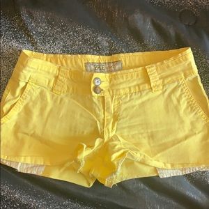 Yellow BKE casual shorts